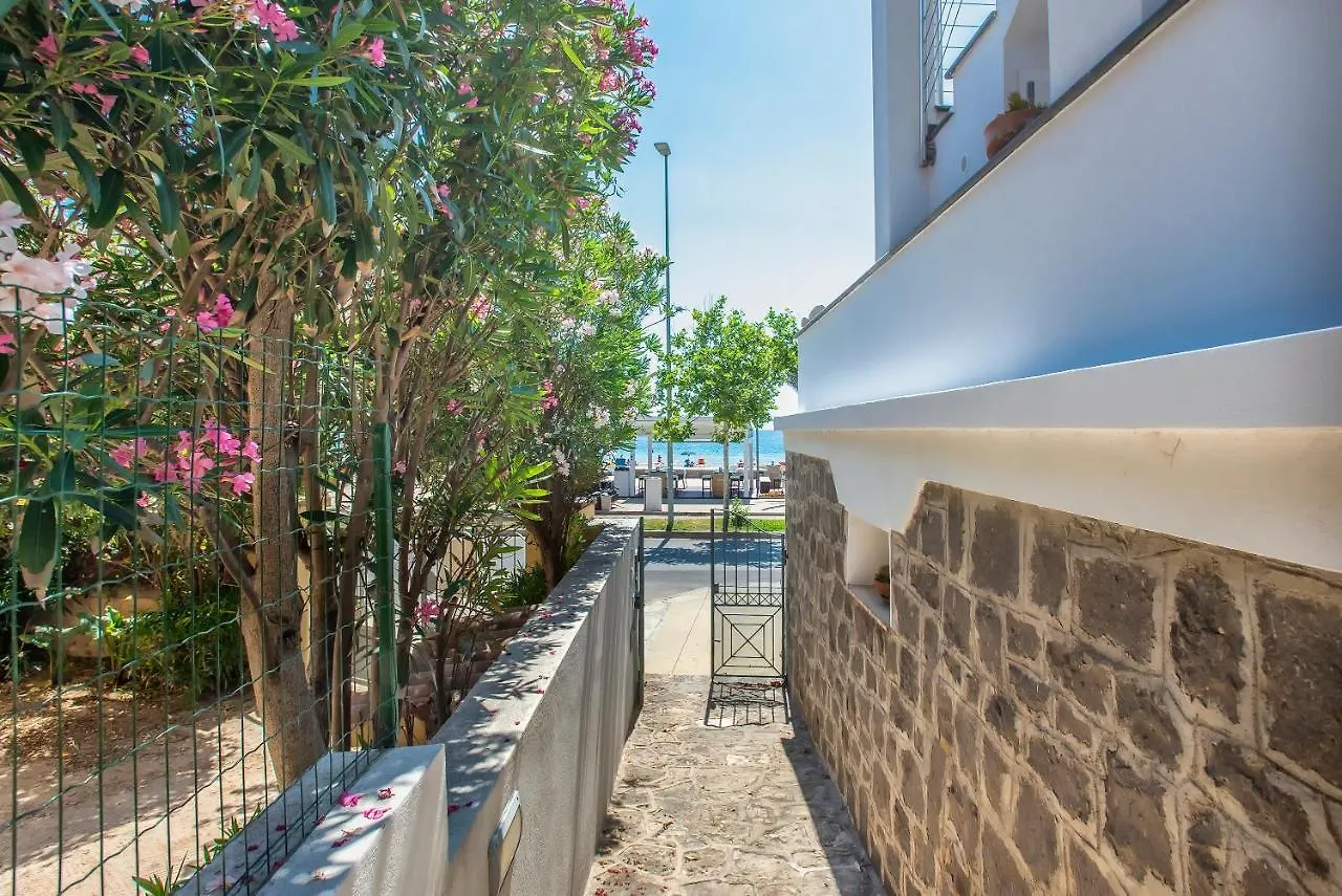 Nura'S - Apartment Al Mare Sea Front Alghero Italy